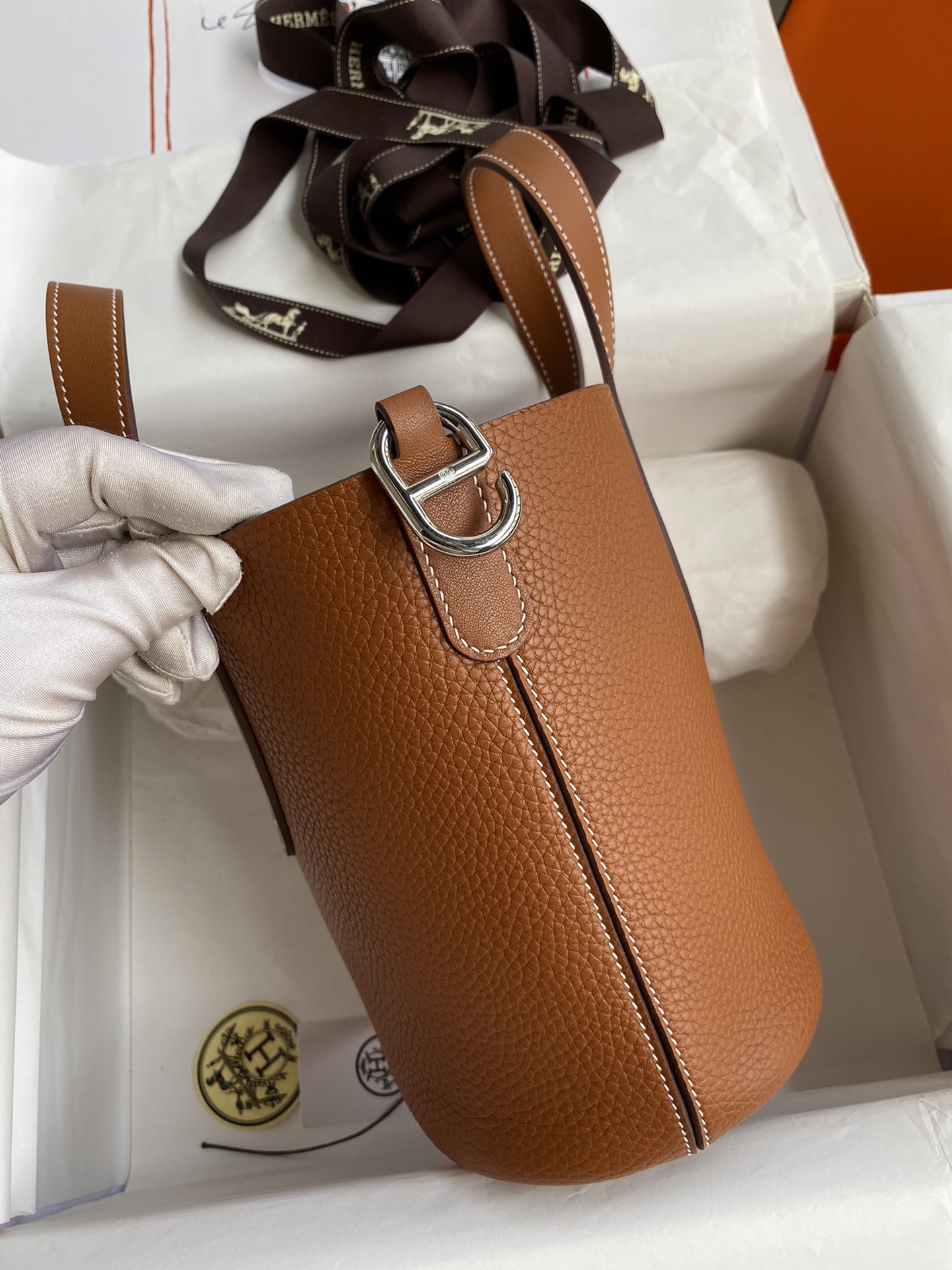 Hermes In The Loop 18 Bag In Brown Clemence Leather